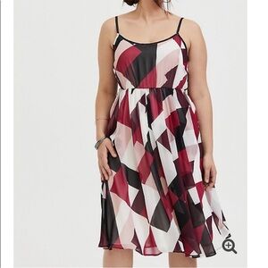 New! Torrid sz 2 Burgundy Multi Geo Geometric Chiffon MIDI Dress 2X